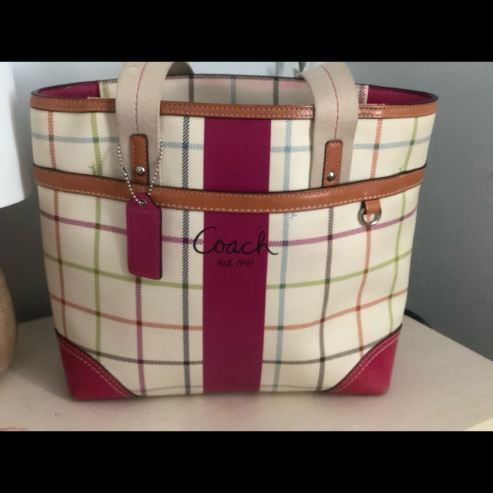 BRANDNEW coach purse